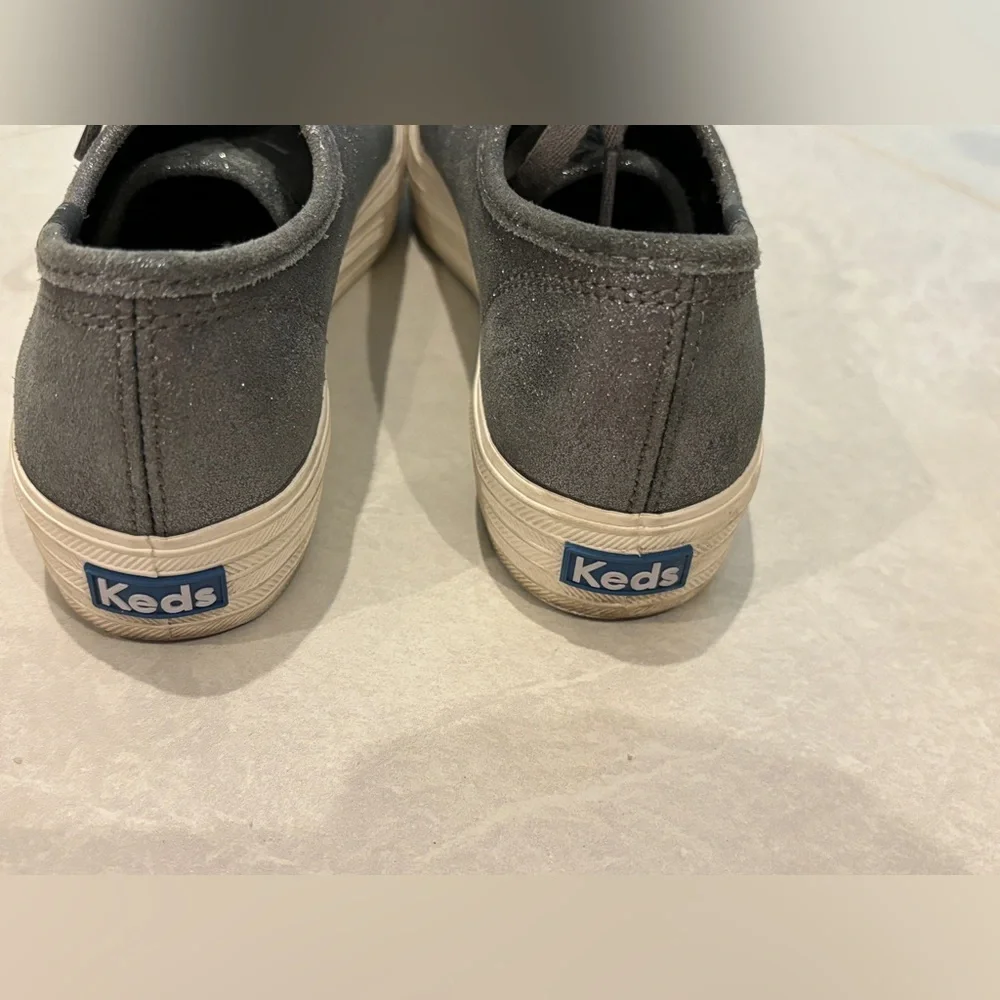Keds Metallic Silver Gray Triple Kick Canvas Sneaker Platform Size 6.5 Glitter